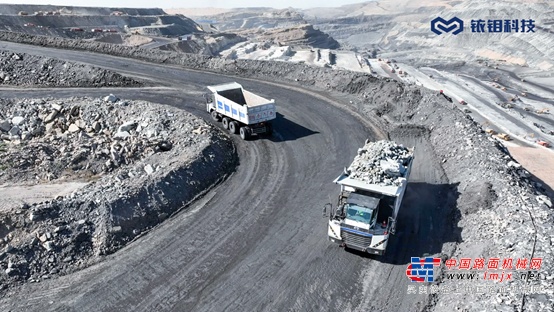 铱钼科技大型新能源刚性矿用卡车：绿色矿山的革新先锋